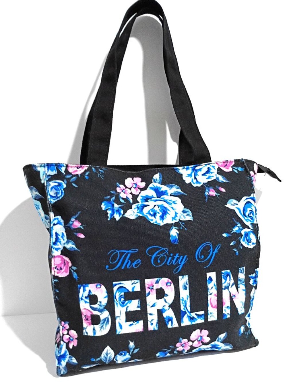 Robin Ruth Tote Purse Berlin